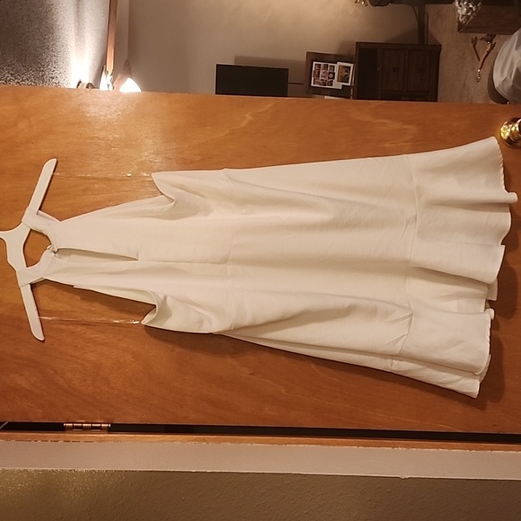 White Dress - Picture 2 of 3